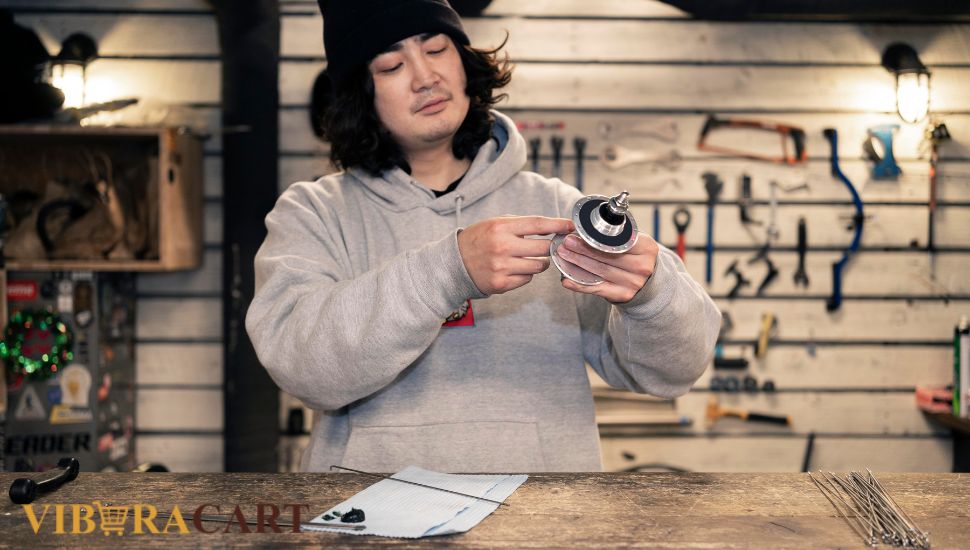 Magnetic Wristband for Tools